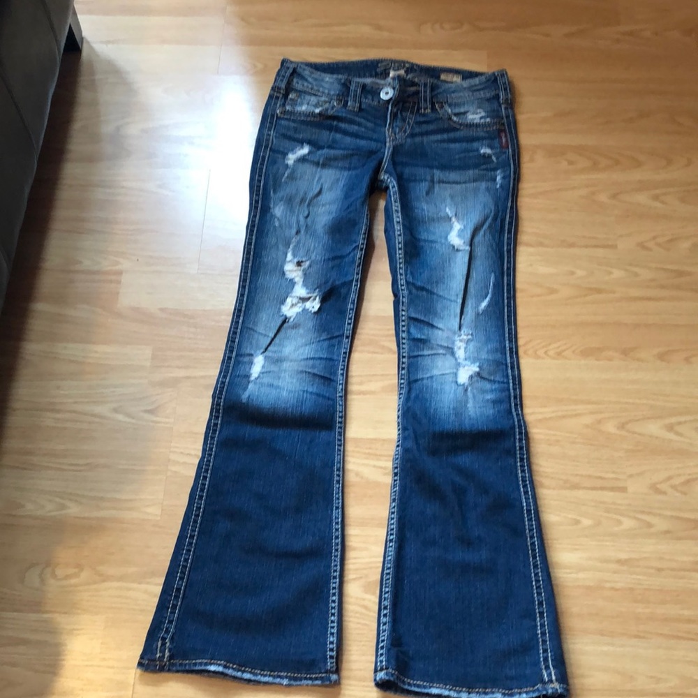 Distressed Jeans